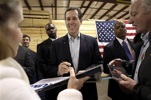 In Wisconsin, Romney Attacks Santorum as a 'Friend' of 'Big Labor'
