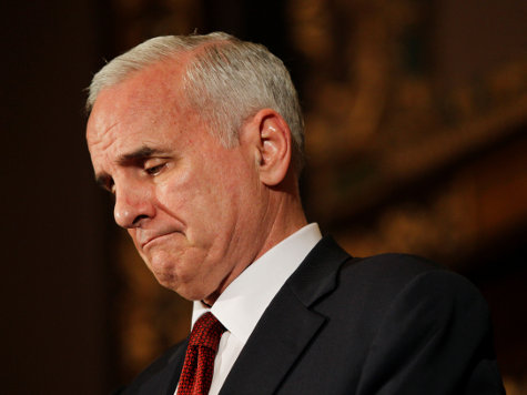 MN Gov. Dayton Apologizes for Comparing NFL Players to U.S. Troops