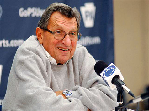 70,000 Penn State Fans Lambast ESPN for Smearing Paterno