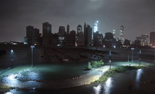 Mammoth Storm Sandy Plunges NYC into Darkness