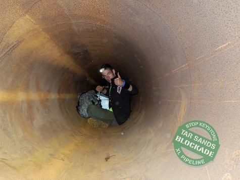 Environmentalists Blockade Themselves Inside Keystone Pipeline