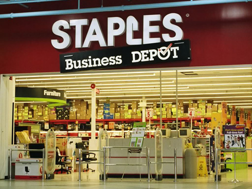 Staples Disqualifies Gun Stores, Lumps Firearms Together With Illegal Drugs