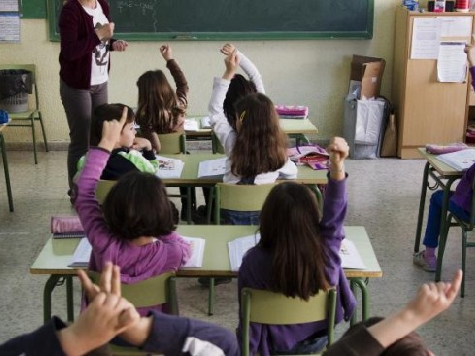 Union Leader: Parents Send Children to Private Schools to Avoid Contact with Lower Class