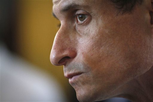 Disbelief from Seniors on Weiner's Sexting Relapse