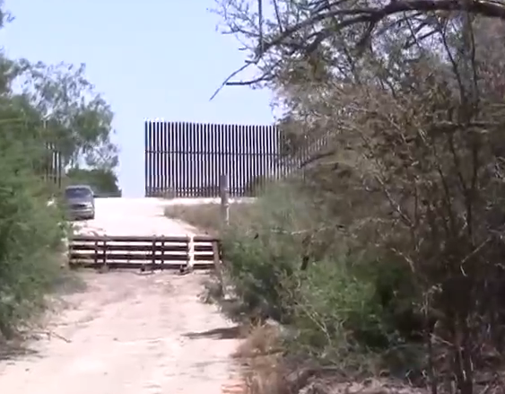 Video: Breitbart News' Brandon Darby Exposes Unsecured Border