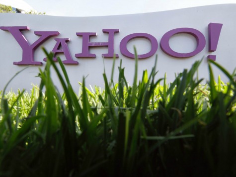 Yahoo Tops Google in Unique Visitors for First Time Since 2011