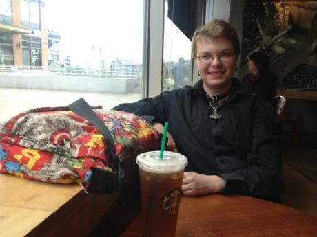 Starbucks Barista on Food Stamps Fired After Eating Sandwich Out of Trash
