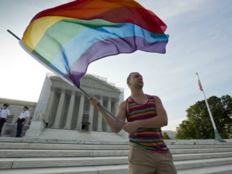 Labor Dept: Same-Sex Spouses Must Receive Benefits Regardless of State Laws
