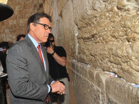 Perry, Sandoval Visit Israel