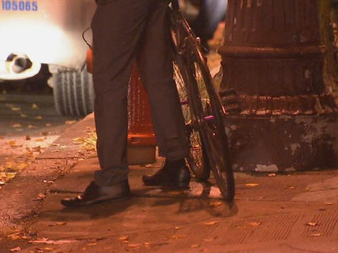 KNOCKOUT: Cyclist Dropped by Group of Teens in Philadelphia