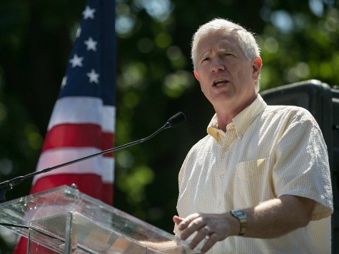 Exclusive-Rep. Mo Brooks: Amnesty Would Economically 'Debilitate' America, Domestic Workers