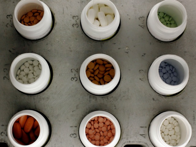 Senate to Pass Bill to Track Prescription Drugs, Expand FDA's Reach