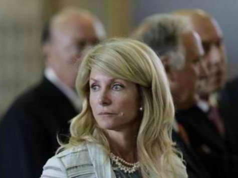 Texas Abortion Champion Wendy Davis Poses for 'Vogue'