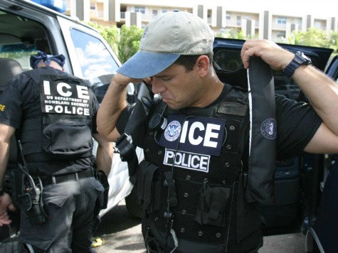 ICE Agent Rep: Immigration Bill 'Written to Handcuff Law Enforcement'