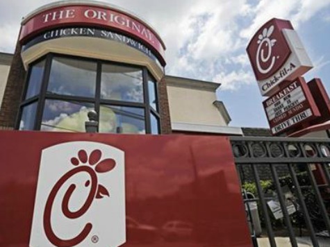Chick-fil-A Aids Drivers Stranded by Winter Weather