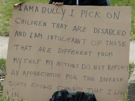 Ohio Judge Orders Man to Hold 'I AM A BULLY' Sign