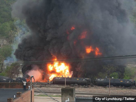 Oil Train Burning in Downtown Lynchburg, VA