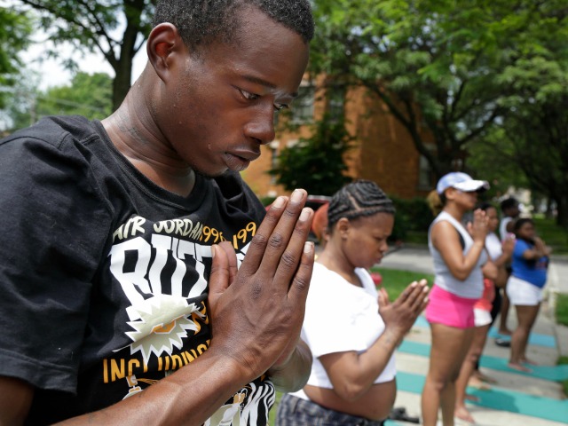 Chicago Group Answers Street Violence with Yoga