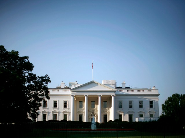 White House Petition Calls for Amnesty for WH Fence Jumper