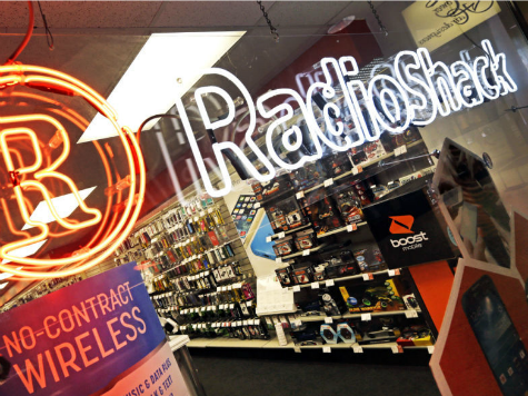 Retail Meltdown Continues as RadioShack Closes 1,100 Stores