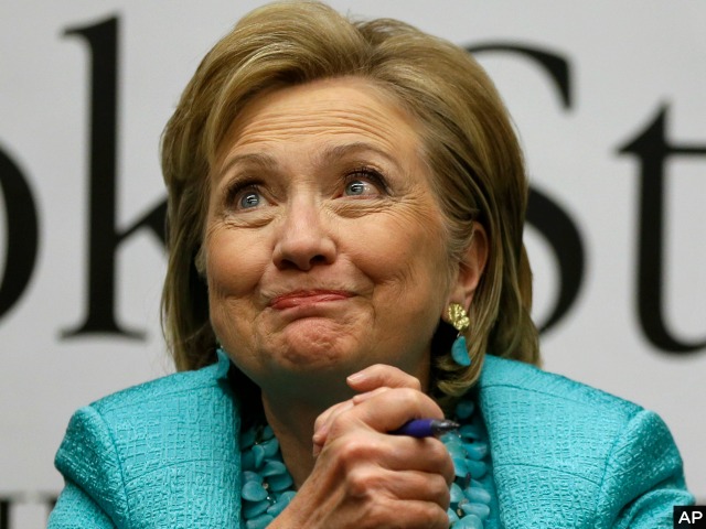 Report: Hillary Clinton Sought Advice from 1% on Income Inequality During Hamptons Vacation