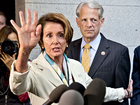 Nancy Pelosi Works To Enlist Republicans In Amnesty Push
