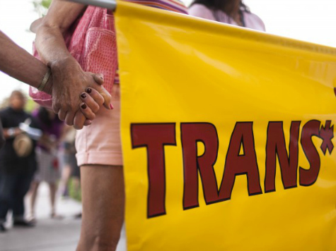 Transgender Soldiers Meet in DC, Want Ban on Military Service Struck Down