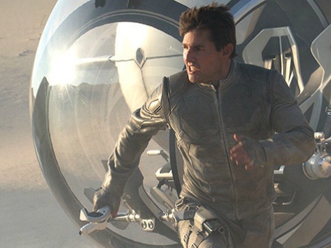 Tom Cruise's Sci-Fi Saga 'Oblivion' Takes No. 1 Spot at Box Office