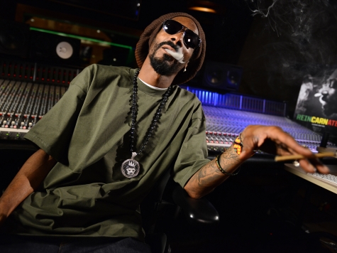 Snoop Lion: #NoGunsAllowed