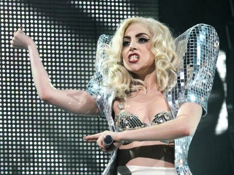 Lady Gaga Changes National Anthem to Say, 'Home of the Gay'