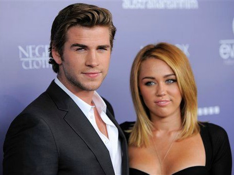Report: Actor Liam Hemsworth Wants Clean Break from Miley Cyrus