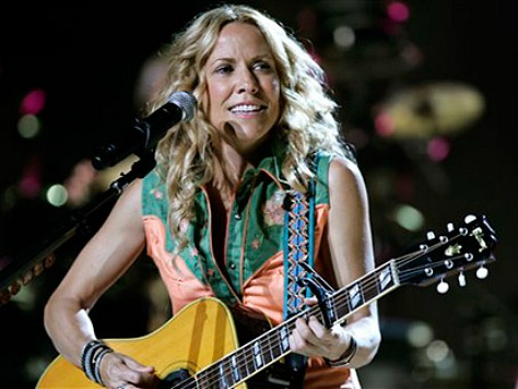 Sheryl Crow Says Attacking Syria Like Throwing Rock in a Beehive