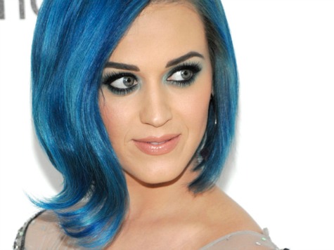 Katy Perry to 'Naked' Pop Starlets: 'Put It Away'