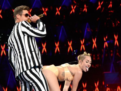 Report: Robin Thicke's Wife Insulted, Disrespected When Miley Cyrus Twerked Her Husband