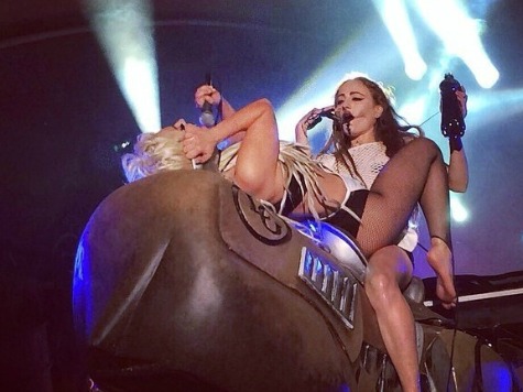 Lady Gaga Slammed for 'Glamorizing' Bulimia During SXSW Vomit Performance
