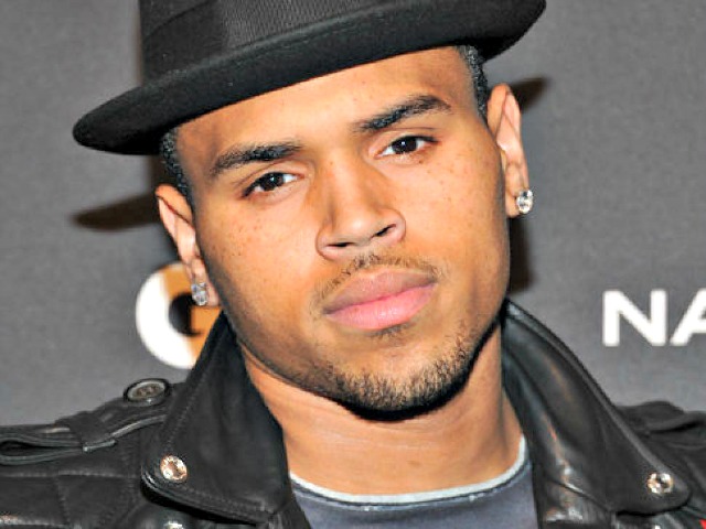 Chris Brown Tweets: Ebola Is a Form of 'Population Control'
