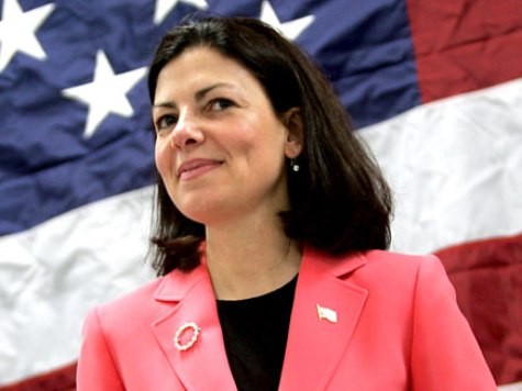 Local Media Dismantle National Media's Dishonest Attacks on Kelly Ayotte