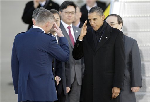 Obama Visits Korean DMZ, Talks Nukes