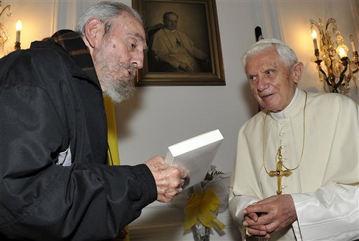 Pope Visits Castro, Knocks Regime During Mass