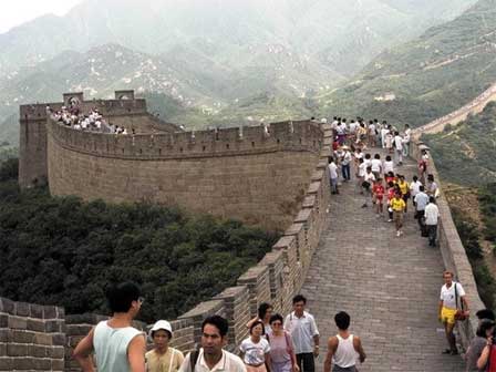 China's Tourism Revenues in 2012 Reach $102 Billion