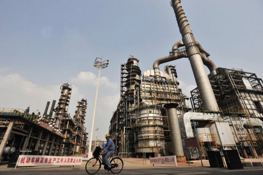 Chinese oil giants hit by refining losses