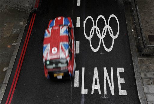 London Cabbies Block Traffic in Olympic Protest