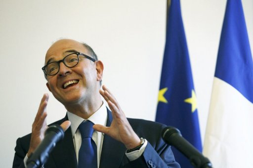 French Debt Jumps, Minister Promises to Bring Under Control