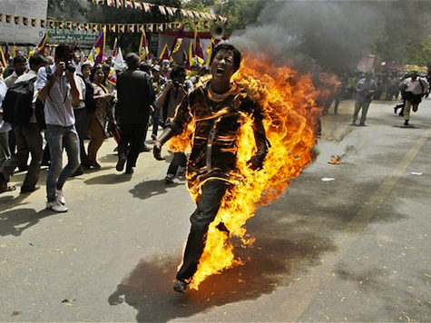 Tibetan man self-immolates, dies in latest protest