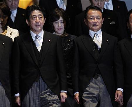 Weak Japan Economic Data Bolsters New PM's Hand on Stimulus
