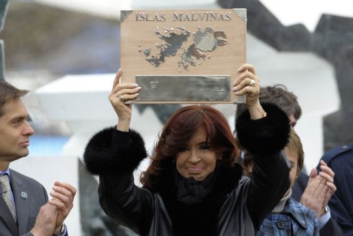 Argentine leader refuses to bow over Falklands