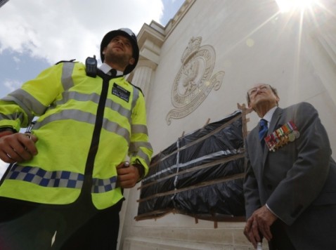 British War Memorial Graffitied With Word 'Islam'