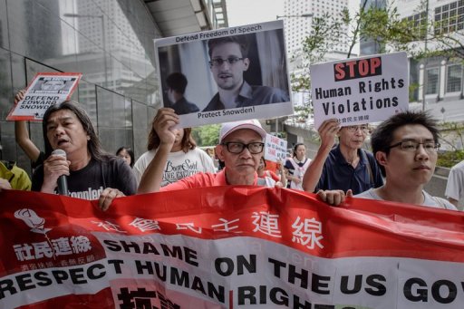 Protesters Rally in Hong Kong to Support Snowden
