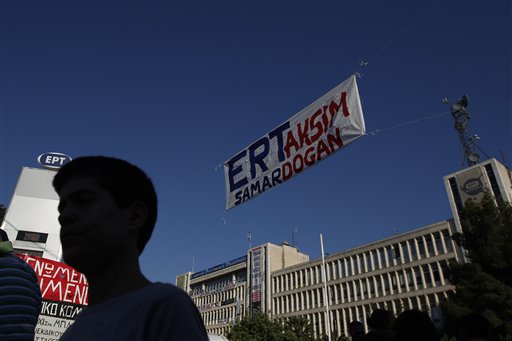 Greek Coalition Wrestles to Avoid Collapse