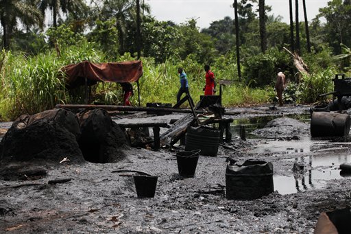 Oil Thefts Threaten Nigeria's Economy, Environment